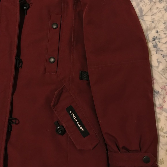 Canada Goose Women XS Kensington Parka Bordeaux Red - Picture 4 of 11